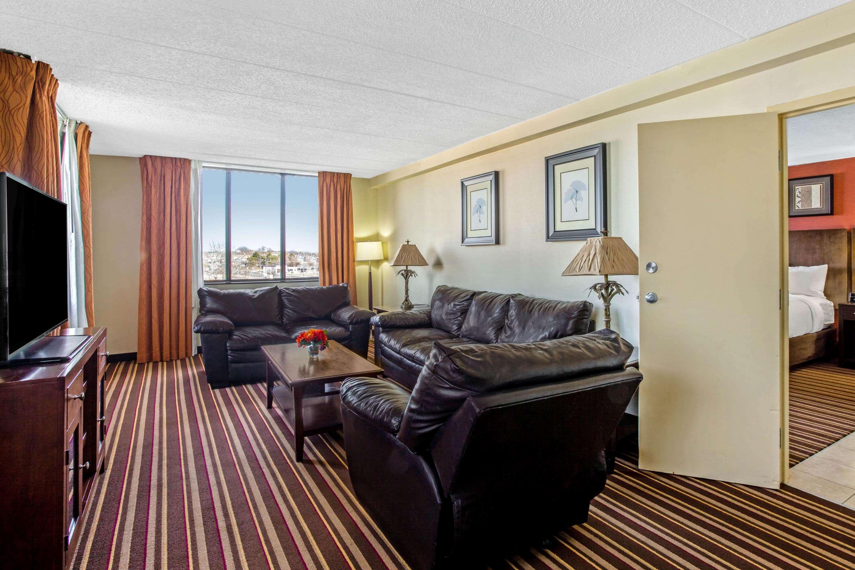 La Quinta By Wyndham Salisbury Hotel Exterior foto