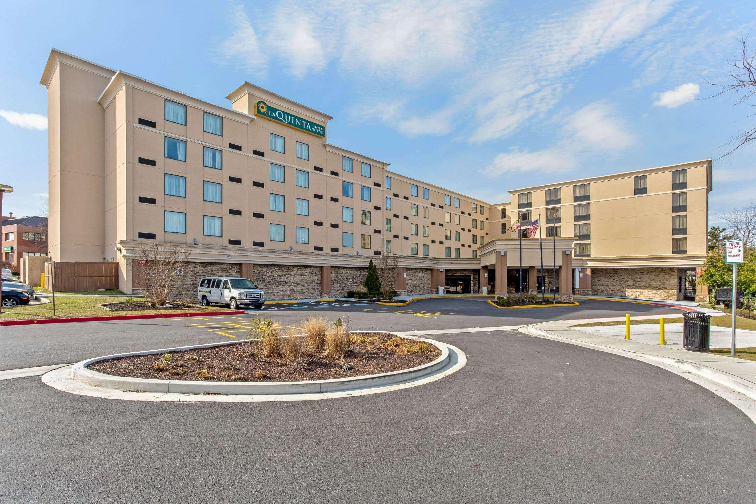 La Quinta By Wyndham Salisbury Hotel Exterior foto